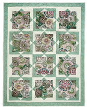 Load image into Gallery viewer, Book  Stash Busting With 3-yard Quilts Book FC032344
