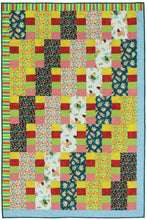 Load image into Gallery viewer, Book - Fat Quarter Quilts Treats # FC032340