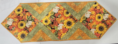 Autumn Fall Runner in Middle Pattern