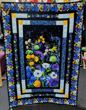 Load image into Gallery viewer, Garden Flowers Quilt