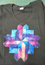 Load image into Gallery viewer, Women&#39;s Core Cotton V-Neck Tee - Quilt Square